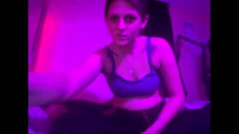 twizzler_twizzle online show from 18, 2, 2026