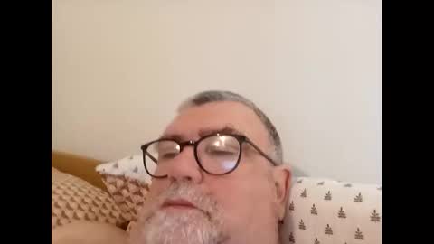 twohats2810 online show from 12, 3, 2026