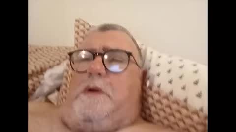 twohats2810 online show from 27, 3, 2026