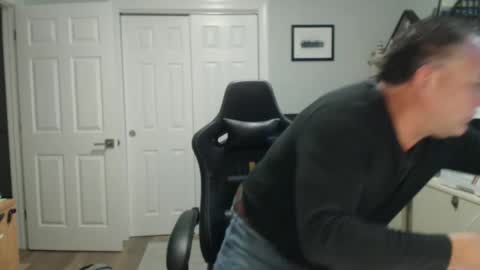 Snapshot of twopeopleinlove chatting on 14, 10, 2025 Twopeopleinlove online show from 14, 10, 2025