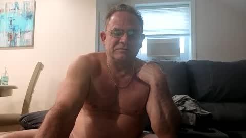 Snapshot of twopeopleinlove chatting on 15, 10, 2025 Twopeopleinlove online show from 15, 10, 2025