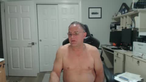 Snapshot of twopeopleinlove chatting on 25, 11, 2025 Twopeopleinlove online show from 25, 11, 2025