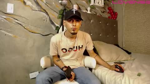 Snapshot of tyl3r_coop3r chatting on 20, 9, 2025 tyl3r_coop3r online show from 20, 9, 2025