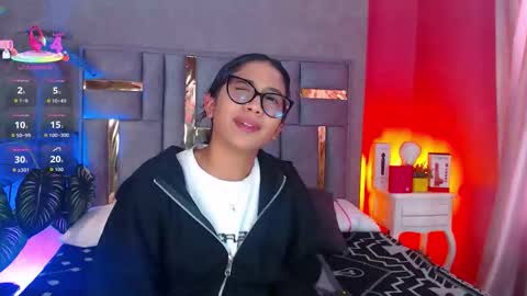 tyla_ks online show from 18, 12, 2025