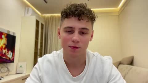 tyler_garrner online show from 14, 11, 2025