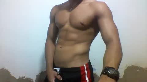 Snapshot of tyler_gold823 chatting on 17, 2, 2025 Tyler online show from 17, 2, 2025