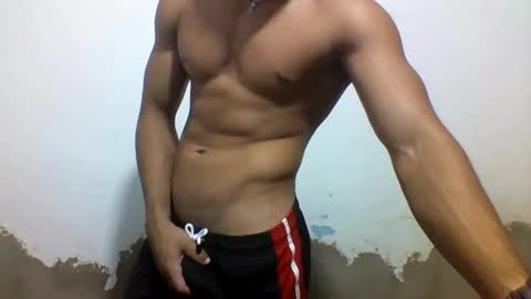 Snapshot of tyler_gold823 chatting on 19, 2, 2025 Tyler online show from 19, 2, 2025