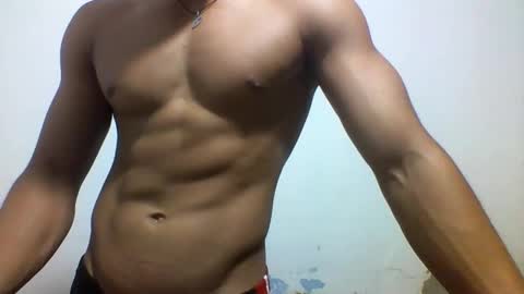 Snapshot of tyler_gold823 chatting on 20, 2, 2025 Tyler online show from 20, 2, 2025