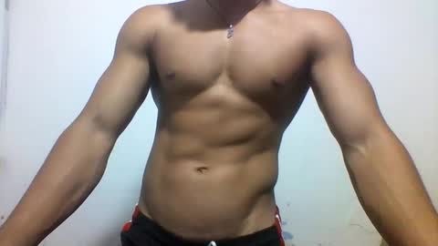 Snapshot of tyler_gold823 chatting on 26, 2, 2025 Tyler online show from 26, 2, 2025