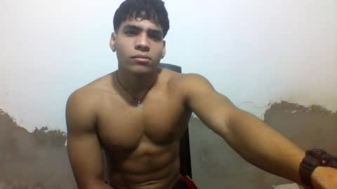 Snapshot of tyler_gold823 chatting on 4, 3, 2025 Tyler online show from 4, 3, 2025