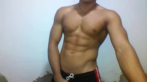 Snapshot of tyler_gold823 chatting on 10, 3, 2025 Tyler online show from 10, 3, 2025