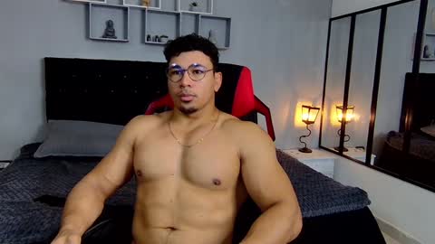 tyler_hank1 online show from 10, 12, 2024