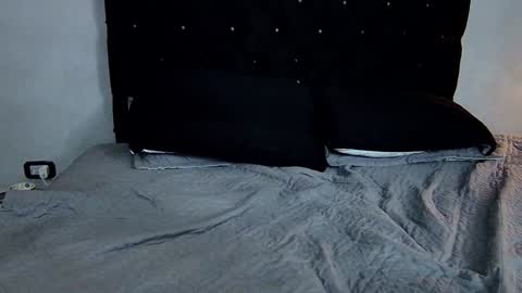 tyler_hank1 online show from 8, 1, 2025