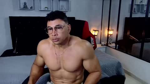 tyler_hank1 online show from 7, 3, 2025