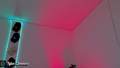 Tyler online show from 13, 12, 2025