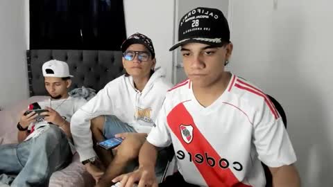 Snapshot of tyler_master24 chatting on 18, 11, 2025 tyler online show from 18, 11, 2025