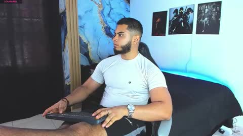 Snapshot of tyler_price01 chatting on 11, 9, 2025 Tyler online show from 11, 9, 2025
