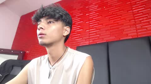 tyler_wolf_1 online show from 11, 10, 2025