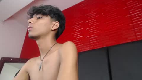 tyler_wolf_1 online show from 13, 10, 2025