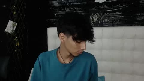 tyler_wolf_1 online show from 20, 10, 2025