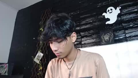 tyler_wolf_1 online show from 22, 10, 2025