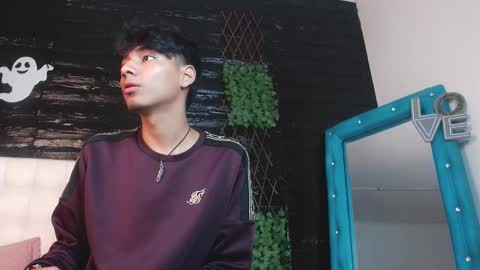 tyler_wolf_1 online show from 4, 11, 2025