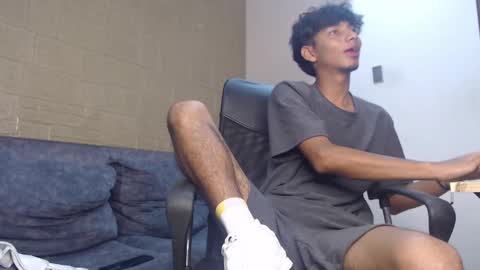 tyler_wolf_1 online show from 19, 11, 2025