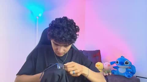   online show from 12, 1, 2026