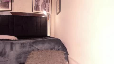       online show from 22, 11, 2025