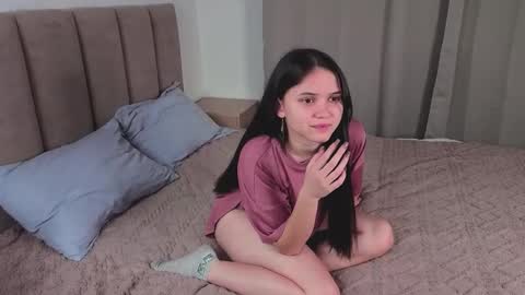 Snapshot of tyrasyversen chatting on 20, 10, 2025 Emily online show from 20, 10, 2025