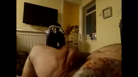 ukfilth529161 online show from 19, 10, 2025