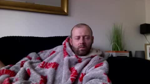 ukmatty3 online show from 10, 10, 2025