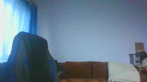 Snapshot of ulmeni4 chatting on 10, 11, 2025 ulmeni4 online show from 10, 11, 2025