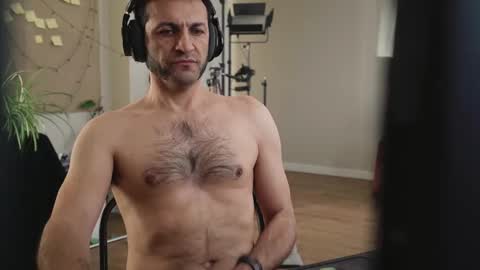 Snapshot of ultratoaster chatting on 10, 3, 2025 ultratoaster online show from 10, 3, 2025