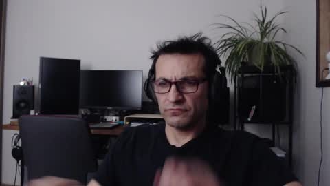 Snapshot of ultratoaster chatting on 23, 10, 2025 ultratoaster online show from 23, 10, 2025