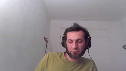 Snapshot of ultratoaster chatting on 17, 12, 2025 ultratoaster online show from 17, 12, 2025