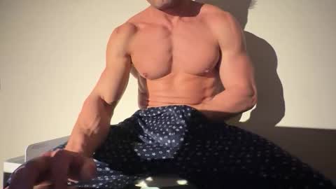 Snapshot of um_cammusc chatting on 3, 2, 2026 Um CM online show from 3, 2, 2026