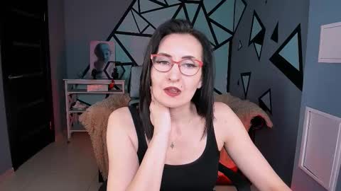 UnaTera online show from 11, 1, 2026