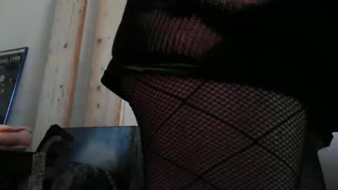 Snapshot of uncutlover1000 chatting on 16, 11, 2025 patricia online show from 16, 11, 2025