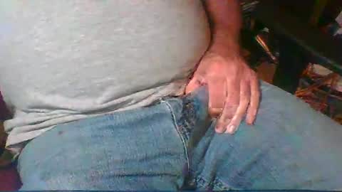 Snapshot of uncutmike7x5 chatting on 25, 12, 2024 uncutmike7x5 online show from 25, 12, 2024