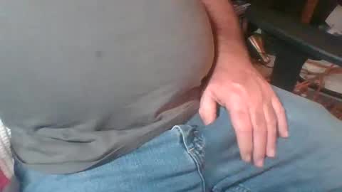 Snapshot of uncutmike7x5 chatting on 1, 1, 2025 uncutmike7x5 online show from 1, 1, 2025