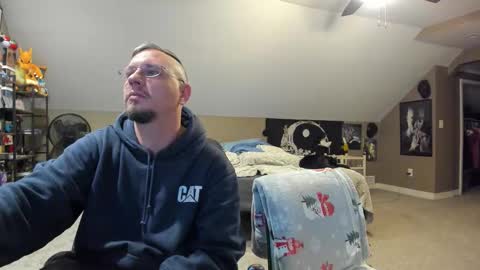 UncutSTUDXXXManyvids online show from 5, 2, 2026