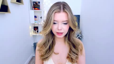 Snapshot of unforgettablalice chatting on 14, 1, 2025 Alice online show from 14, 1, 2025