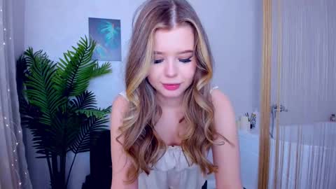 Snapshot of unforgettablalice chatting on 15, 2, 2025 Alice online show from 15, 2, 2025