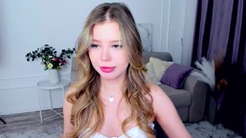 Snapshot of unforgettablalice chatting on 29, 9, 2025 Alice online show from 29, 9, 2025