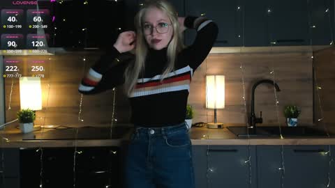 Snapshot of unforgettable_emotions chatting on 2, 2, 2025 Im online every day 1700 GMT-4 online show from 2, 2, 2025