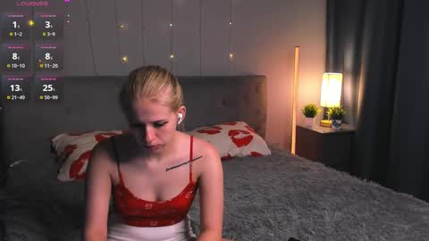 Snapshot of unforgettable_emotions chatting on 26, 2, 2025 Im online every day 1700 GMT-4 online show from 26, 2, 2025