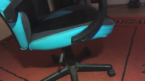 Snapshot of ungcouple21 chatting on 19, 1, 2025 ungcouple21 online show from 19, 1, 2025