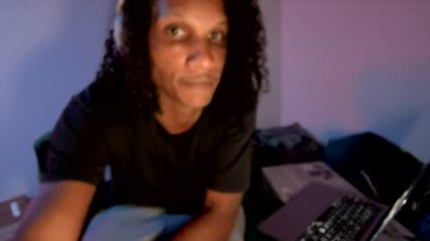 Snapshot of uniballboy chatting on 16, 3, 2026 Uni Ball online show from 16, 3, 2026