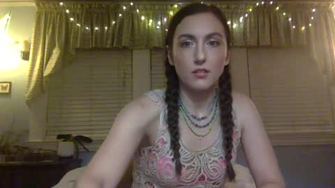 Lola Moonstone online show from 21, 9, 2025